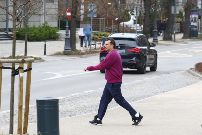 Michał Koterski z dziewczyną na spacerze