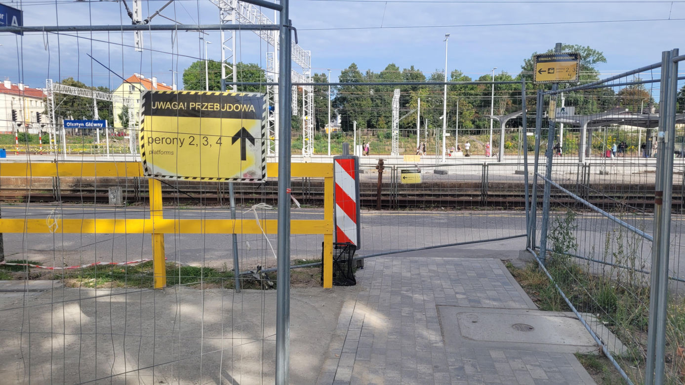 Dworzec główny w Olsztynie jak labirynt? „Jest tak skomplikowany, że zamieszkał w nim Minotaur”