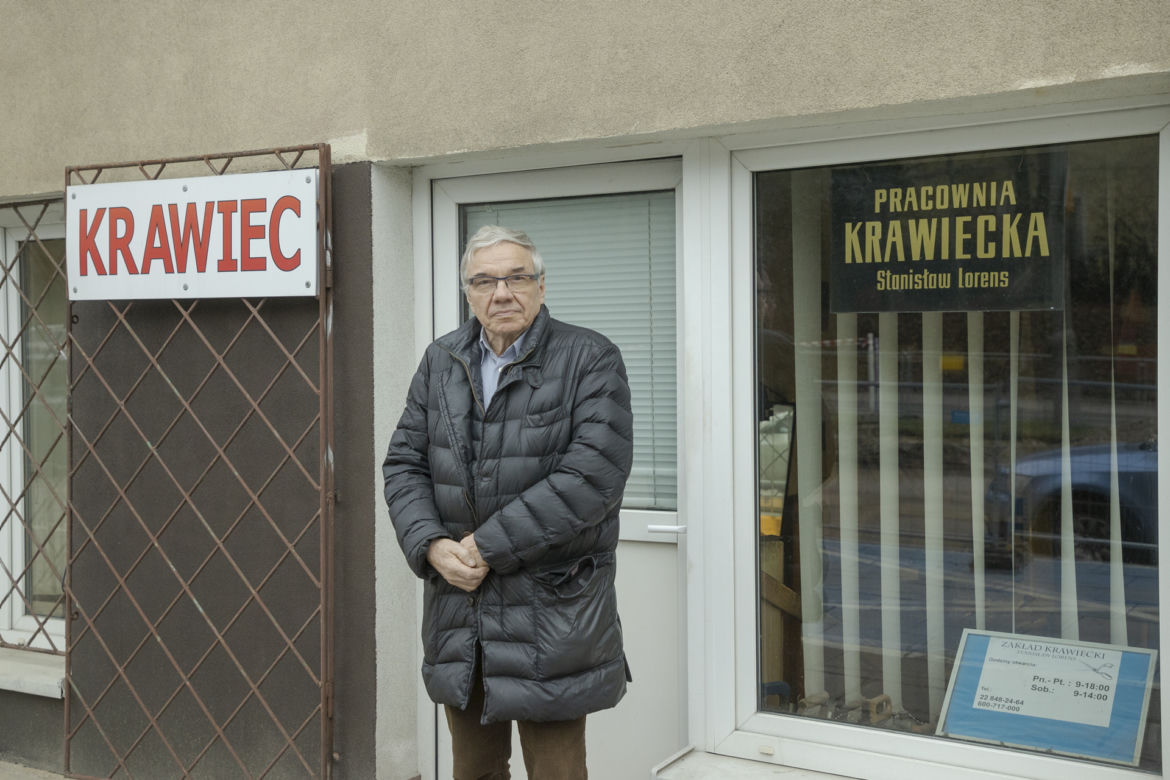 Traci klientów przez rozkopane ulice. Przy zakładzie Stanisława zawieszono znak zakazu parkowania
