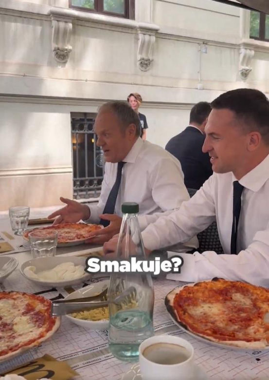 Premier Tusk skoczył na włoską pizzę! "Pizza for Donald!"