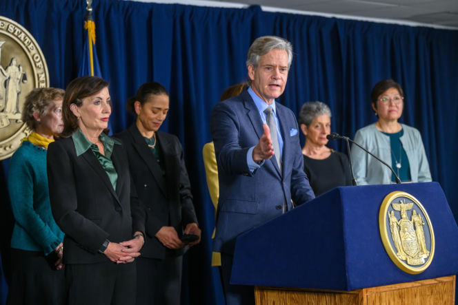 Gubernator Kathy Hochul zapowiedziała legalizację wspomaganego umierania