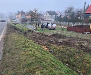 Wypadek w Brzózie Królewskiej. Zgineły 2 osoby [ZDJĘCIA]