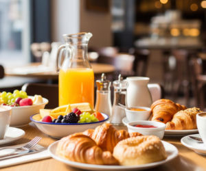 Śniadania w Krakowie. Które z dziesięciu miejsc naprawdę warto odwiedzić?