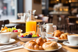 Śniadania w Krakowie. Które z dziesięciu miejsc naprawdę warto odwiedzić?