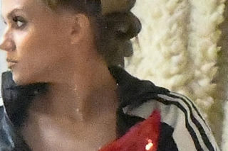 Agnieszka Kaczorowska w wałkach na głowie. Tak szykowała się na ramówkę TVP