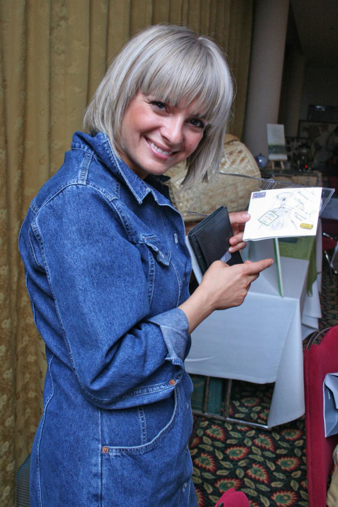 Zasłynęła rolą Pameli Marszałek w "Miodowych latach" i zniknęła. Tak dziś wygląda Agnieszka Różańska