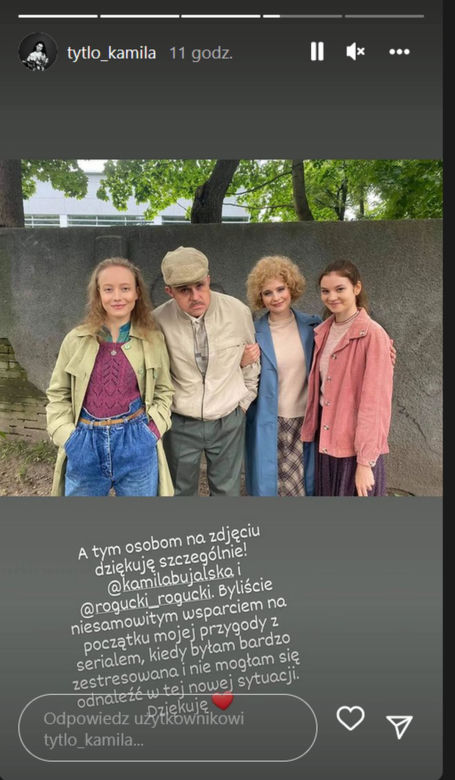 Stulecie Winnych 4 sezon na planie. Ula (Kamila Tytło), Ryszard (Piotr Rogucki), Basia (Kamila Bujalska), Julia "Jula" (Maja Kowalska)
