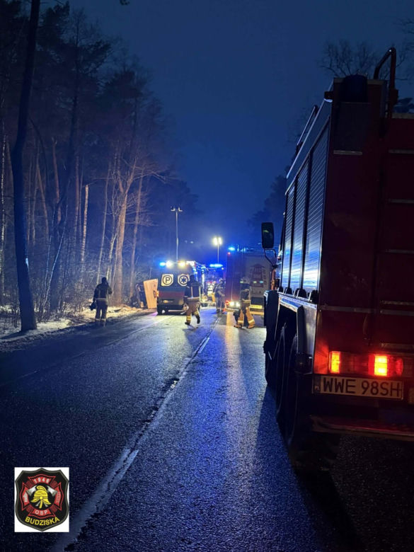 Na trasie Węgrów-Łochów na DK 62 doszło do wypadku z udziałem autokaru