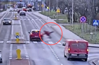 Wstrząsające nagranie z potrącenia na pasach. Nie zauważyłem pieszej