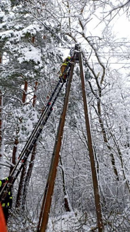 Przez śnieg brakuje prądu