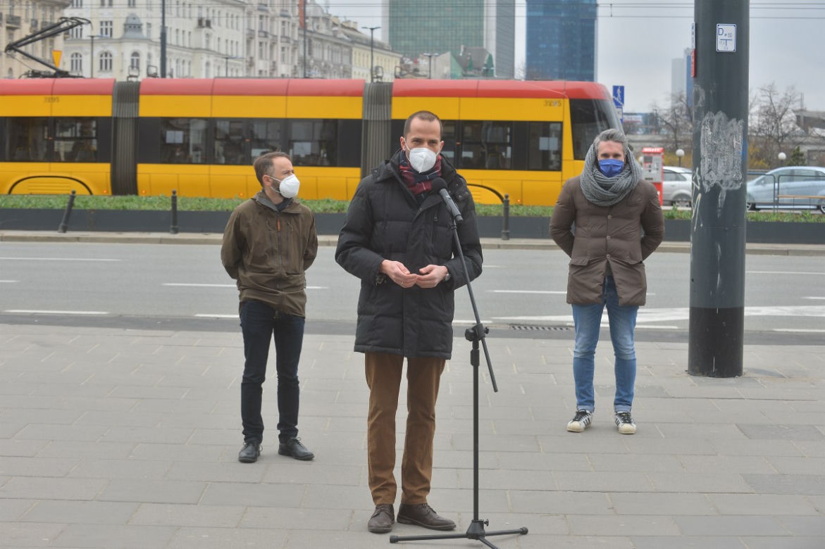 Nowe rondo Dmowskiego w Warszawie
