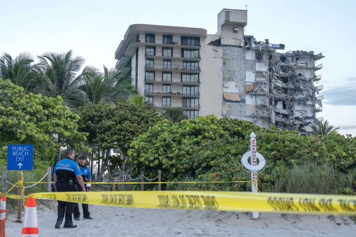 Tragedia w Miami! Zawalił się 12-piętrowy budynek mieszkalny. Trwa akcja ratunkowa!