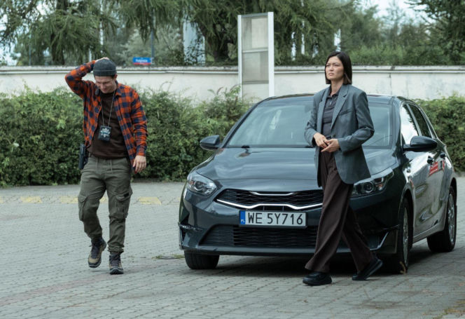 "Młode gliny", odcinek 17: nastolatek dokonuje brutalnego rozboju. Jego ofiara, ciężarna kobieta, walczy o życie