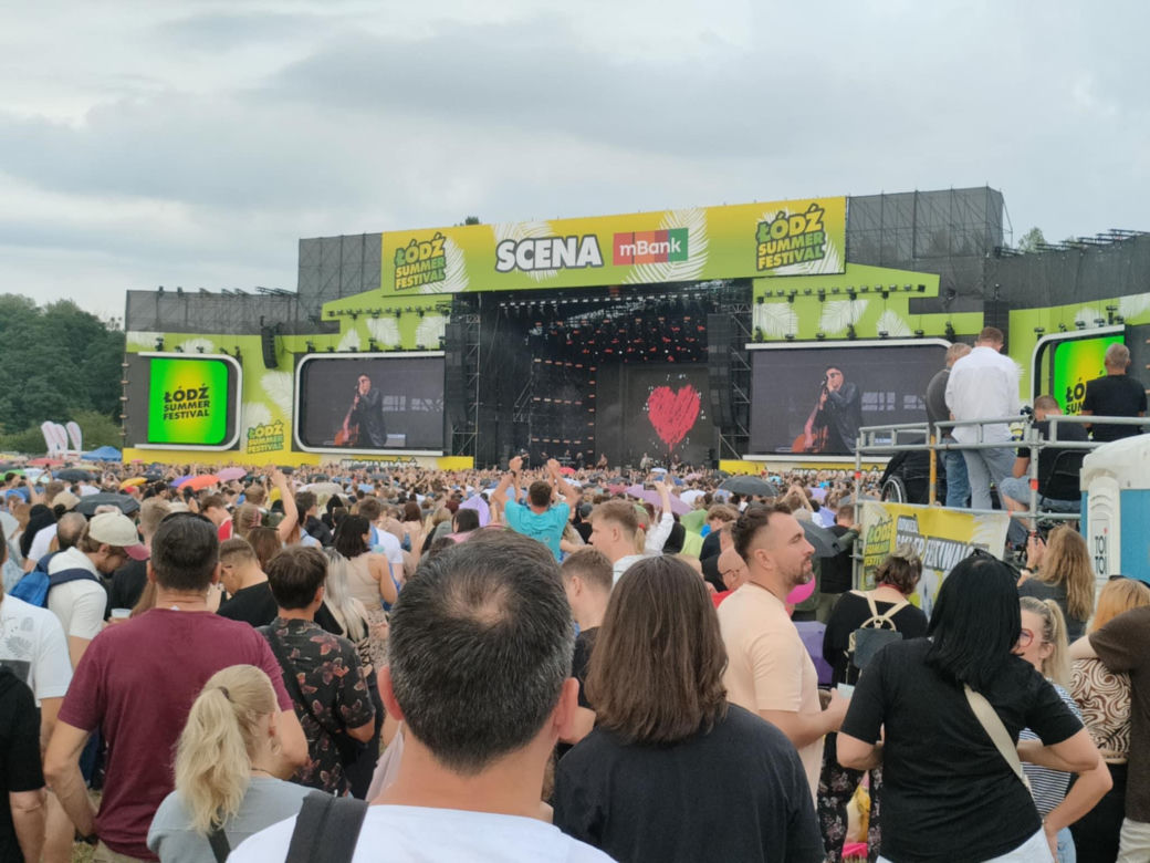 Łódź Summer Festival 2025. Tak wyglądał drugi dzień imprezy. Niezwykły gość zaskoczył publiczność