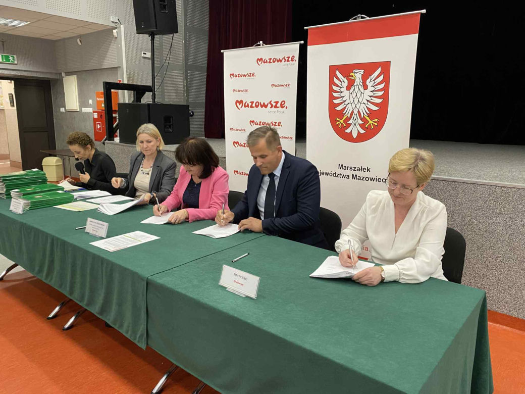 Kilkadziesiąt nowych inwestycji w powiecie siedleckim z dofinansowaniem Mazowsza
