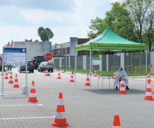 W Kaliszu ruszył mobilny punkt badań na koronawirusa