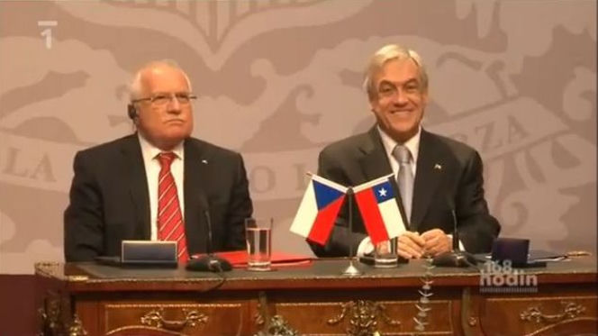 Prezydent Czech Vaclav Klaus ukradł pióro?