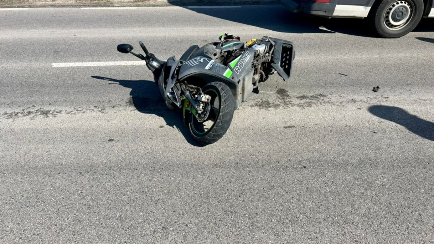  Zderzenie karetki motoroweru pod Warszawą