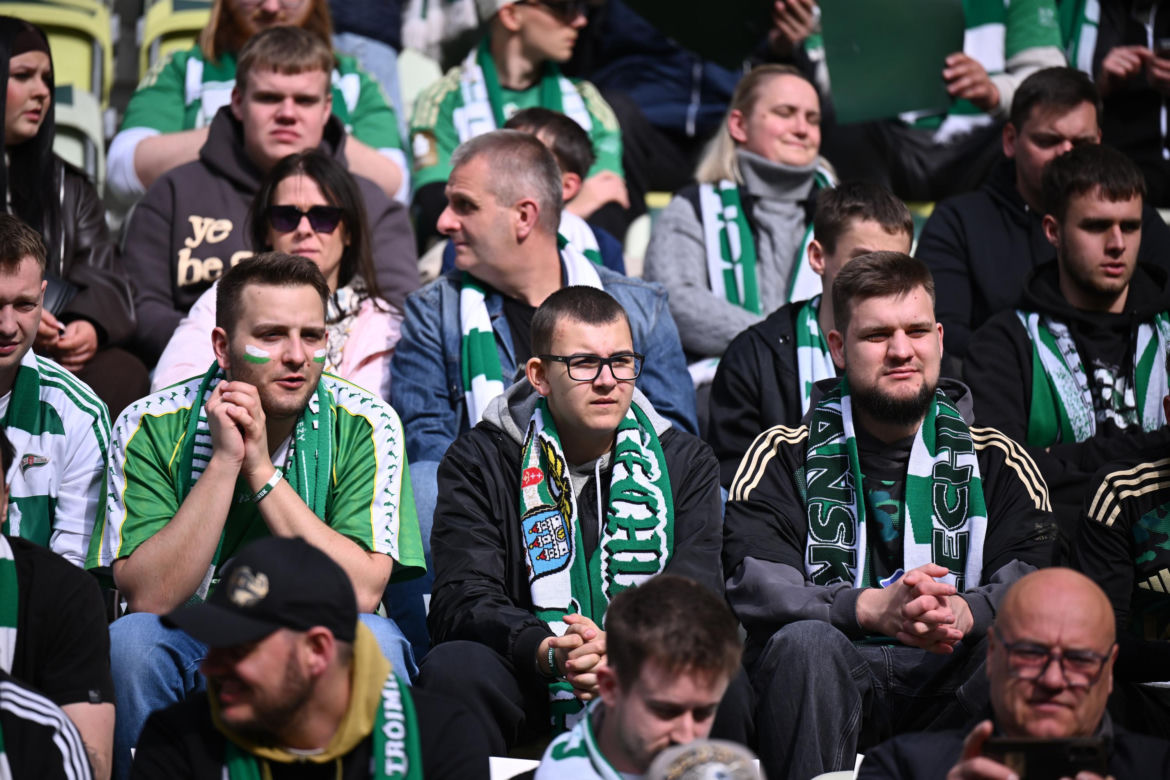 Lechia Gdańsk - Legia Warszawa: Zdjęcia kibiców z meczu 33. kolejki PKO BP Ekstraklasy