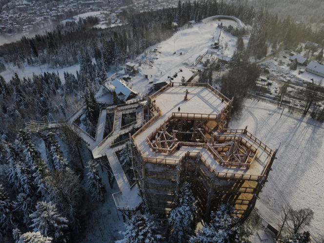 Wieża skolnity w Wiśle