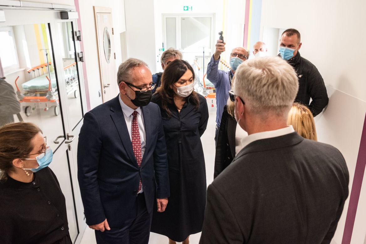 Szpital dziecięcy w Poznaniu ma nowe oddziały. To była inwestycja za ponad 94 mln złotych