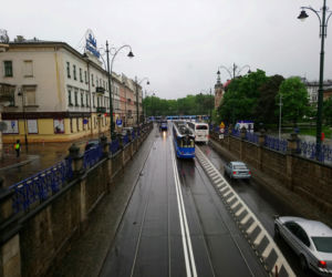 Kraków całkowicie sparaliżowany przez ulewy 23.05.2019: zalane drogi, brak prądu, nie kursują tramwaje
