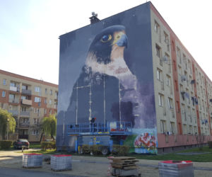 Przy ulicy Broniewskiego powstaje mural związany ze 110-leciem Kina Sokół