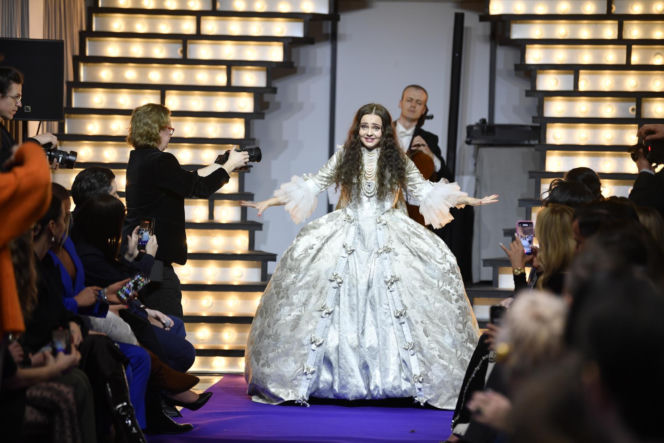 Leszek Miller, Aleksandra Miller, Monika Miller i inni