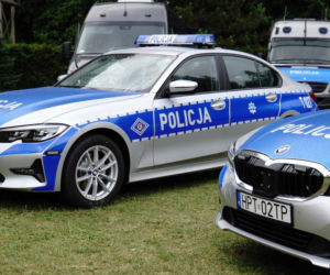 Podlaska policja ma nowe oznakowane radiowozy BMW serii 3 (G20)