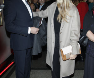 Kamilla Baar i jej partner Piotr Kochański na premierze filmu Ciało obce