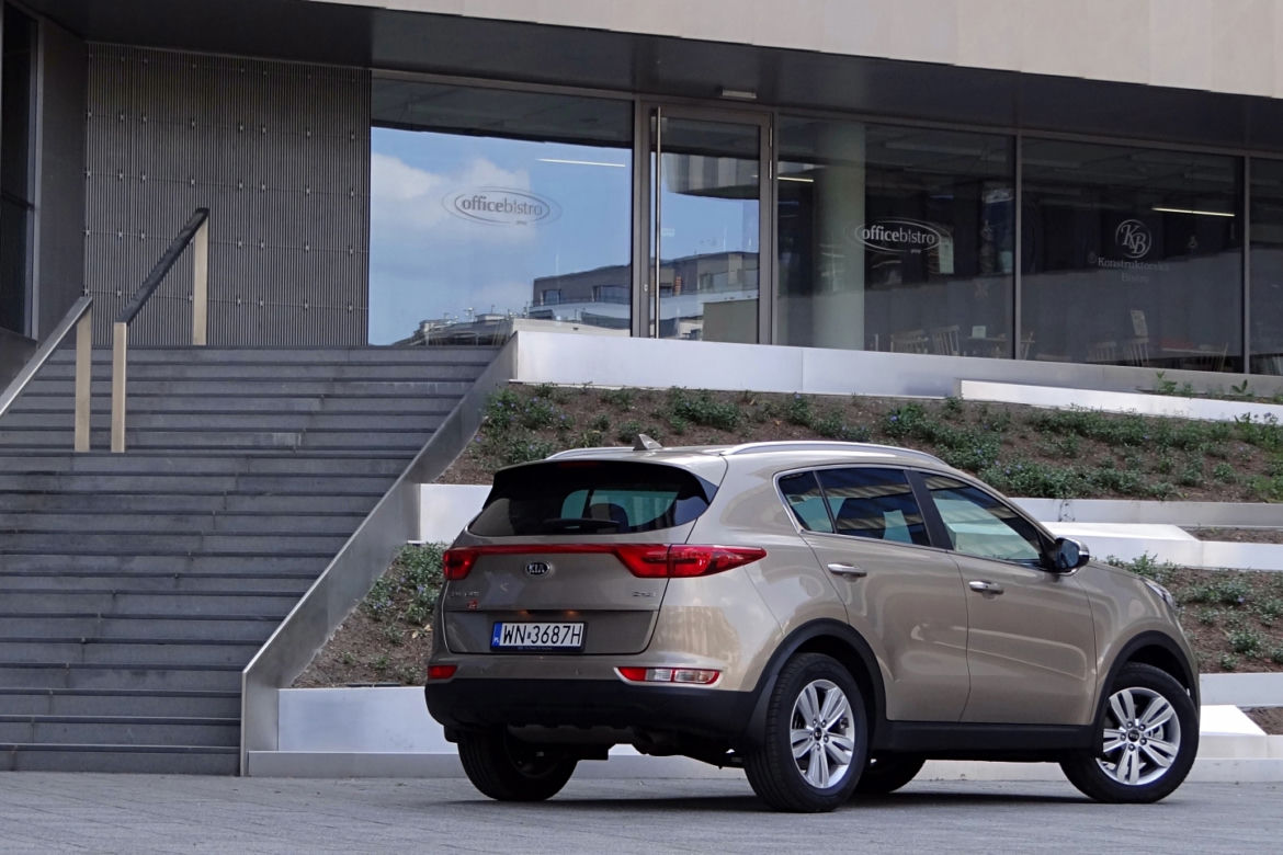 Kia Sportage 1.7 CRDI 6 MT 2WD L