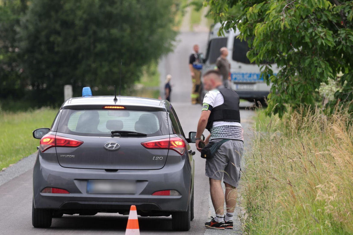 Małopolska. Policyjna obława za sprawcą strzelaniny w Starej Wsi