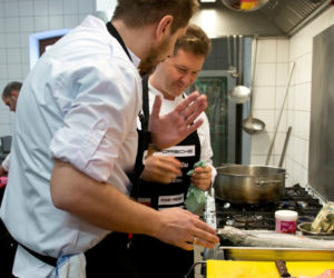 Wojciech Modest Amaro gotował podczas Porsche Gourmet Tour Wrocław