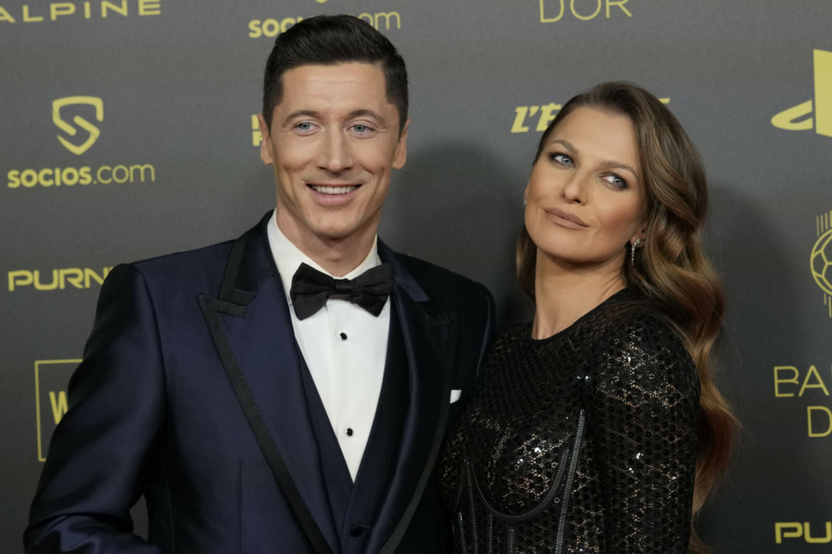 Robert Lewandowski i Anna Lewandowska na gali Złota Piłka 2021
