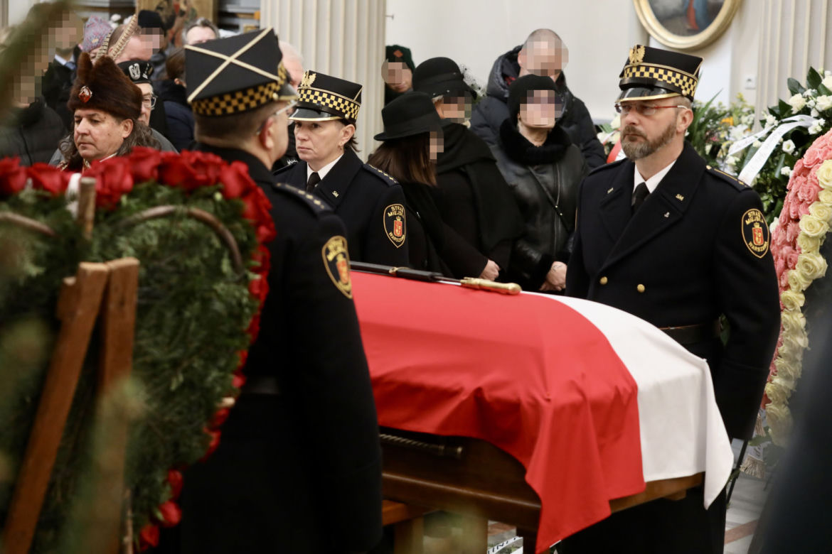 Daniela Sztybera żegnali żołnierze, kombatanci Armii Krajowej, politycy i samorządowcy