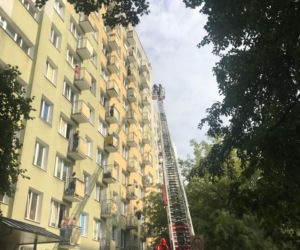 Brawurowa akcja strażaków na Pradze Południe
