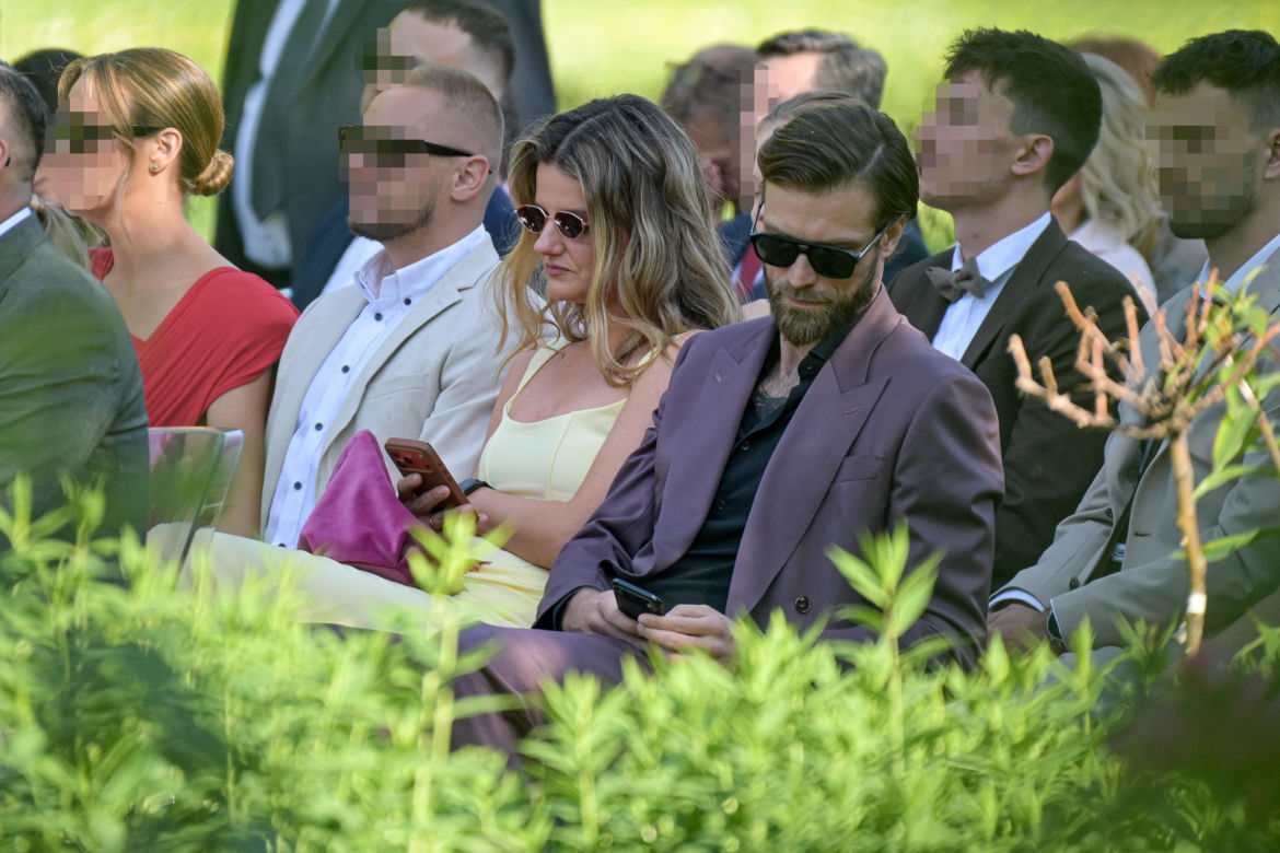 Daria Syta i Igor Grobelny wzięli dziś ślub. Suknia panny młodej wyglądała pięknie!