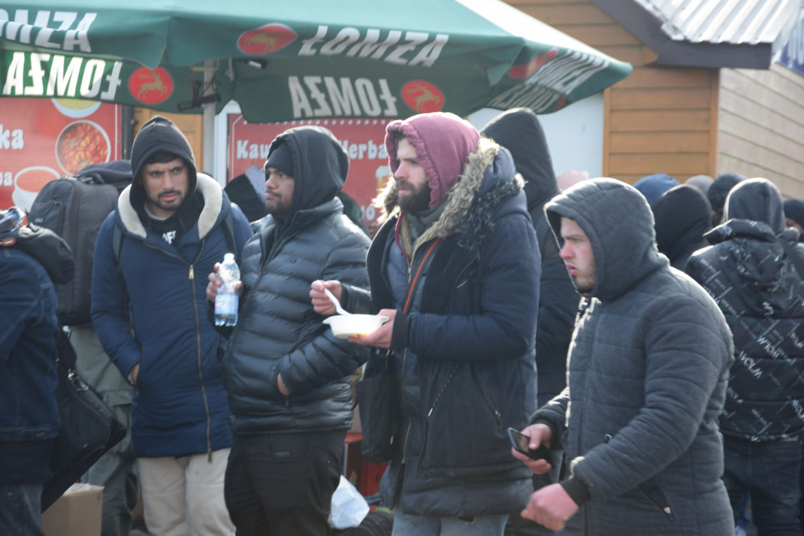"Tłumy na przejściu granicznym w Medyce"