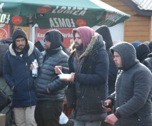 Tłumy na przejściu granicznym w Medyce