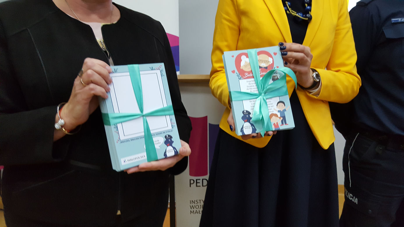 Kartki edukacyjne dla seniorów na Dzień Babci i Dziadka