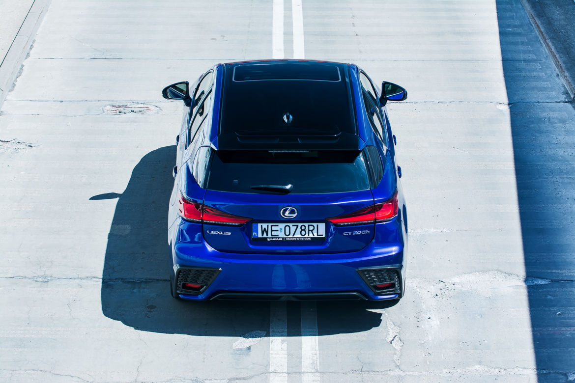 Lexus CT 200h F Sport 1.8 Hybrid 136 KM