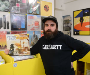 Jacek Maciej Kopeć, właściciel sklepu Winyl Market Records & Goodies w Warszawie