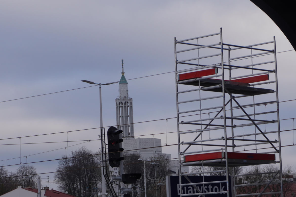 Prace przy dworcu w Białymstoku zmierzają ku końcowi. Zobacz jak wygląda teren obok dworca PKP [ZDJĘCIA]