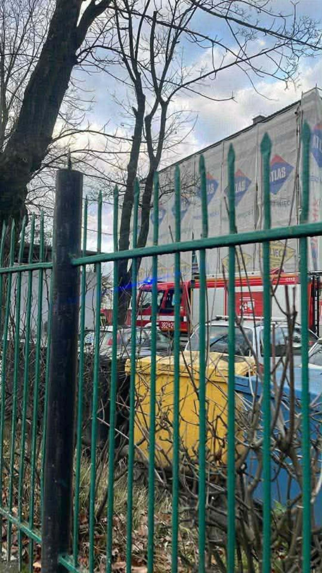 Szkoła Podstawowa nr 5 w Siedlcach ewakuacja czynności straży pożarnej