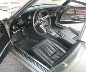 Corvette C3 Stingray z przebiegiem 2155 km