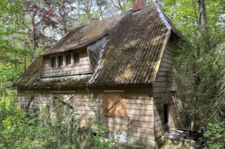 Dom Evy Braun wystawiony na sprzedaż