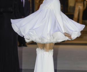 Jennifer Lopez w sukni Stephane'a Rollanda