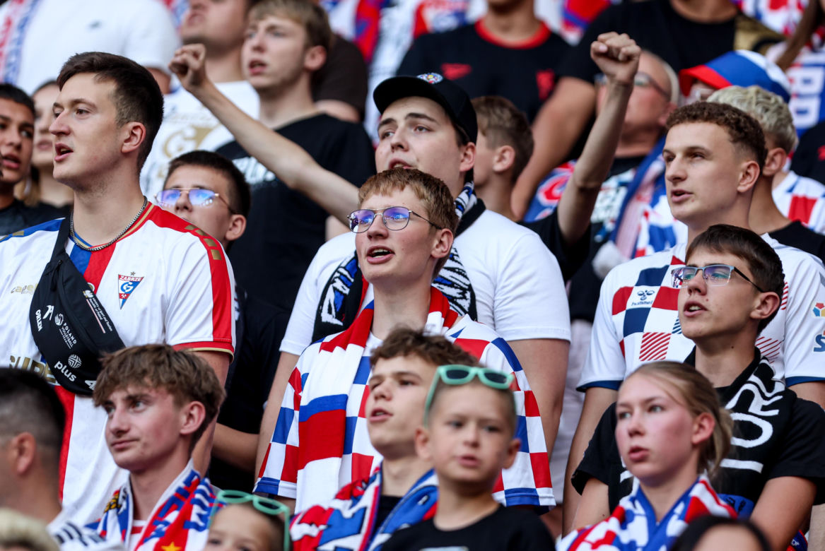 Zobaczcie zdjęcia kibiców z meczu Górnik - Fenerbahce i krótkie podsumowanie środowego spotkania na se.pl