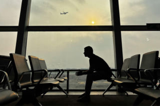 Kolejne linie lotnicze masowo odwołują loty. Pasażerów czeka wyjątkowo trudny sezon wakacyjny