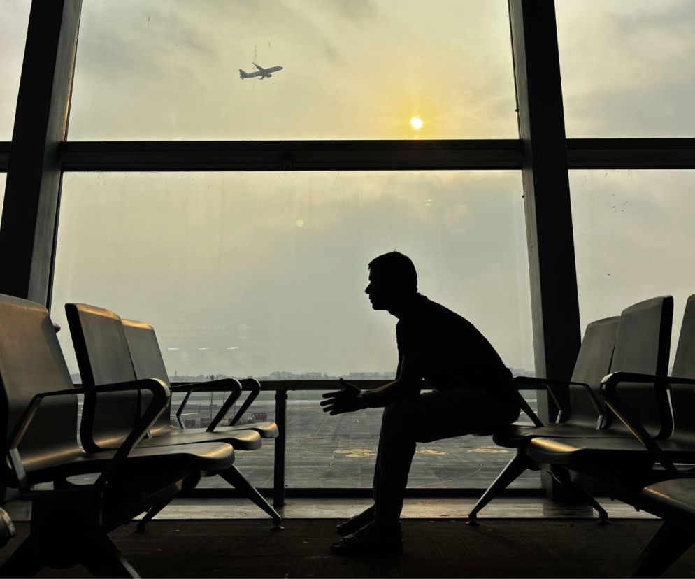 Wakacje Polaków zagrożone! Linie lotnicze masowo odwołują loty i podnoszą ceny